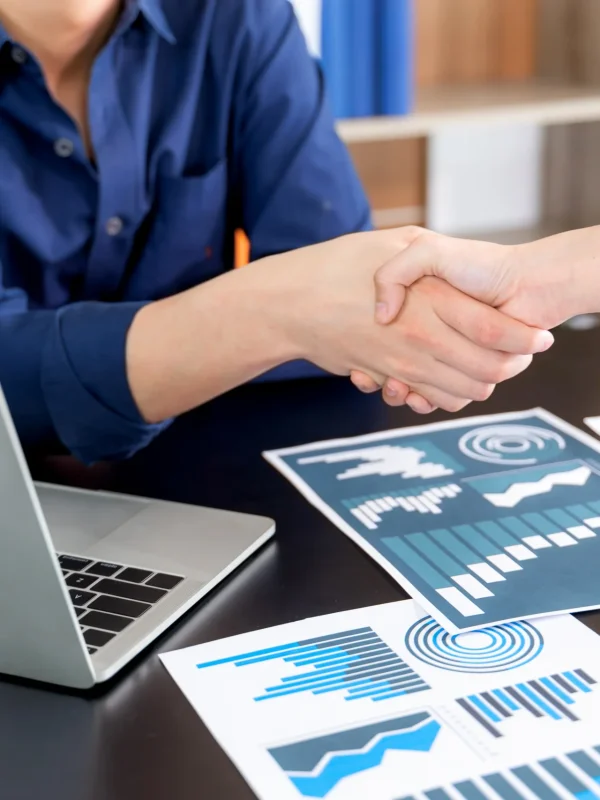 selective-focus-young-man-handshake-with-someone-office